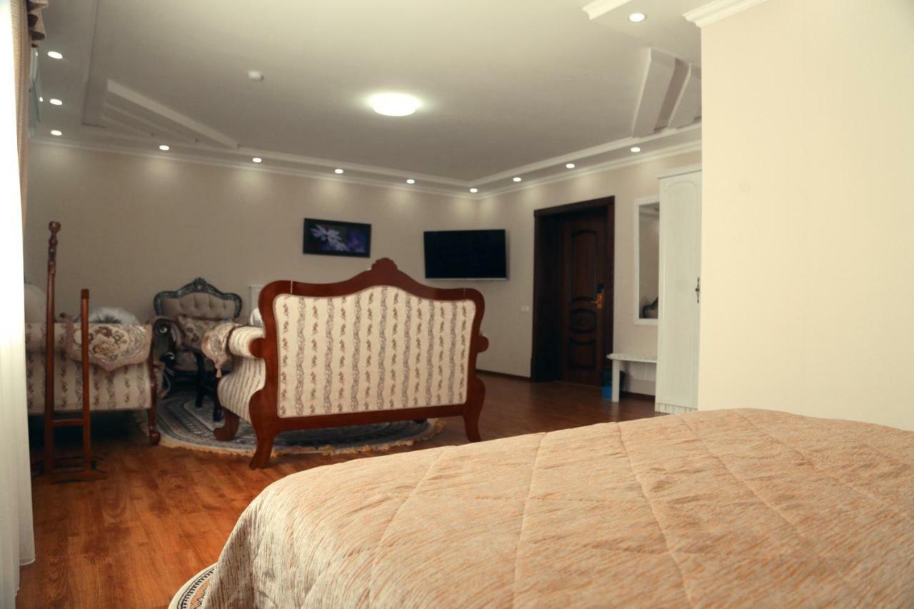 Bravolyuks Hotel جرجانية المظهر الخارجي الصورة
