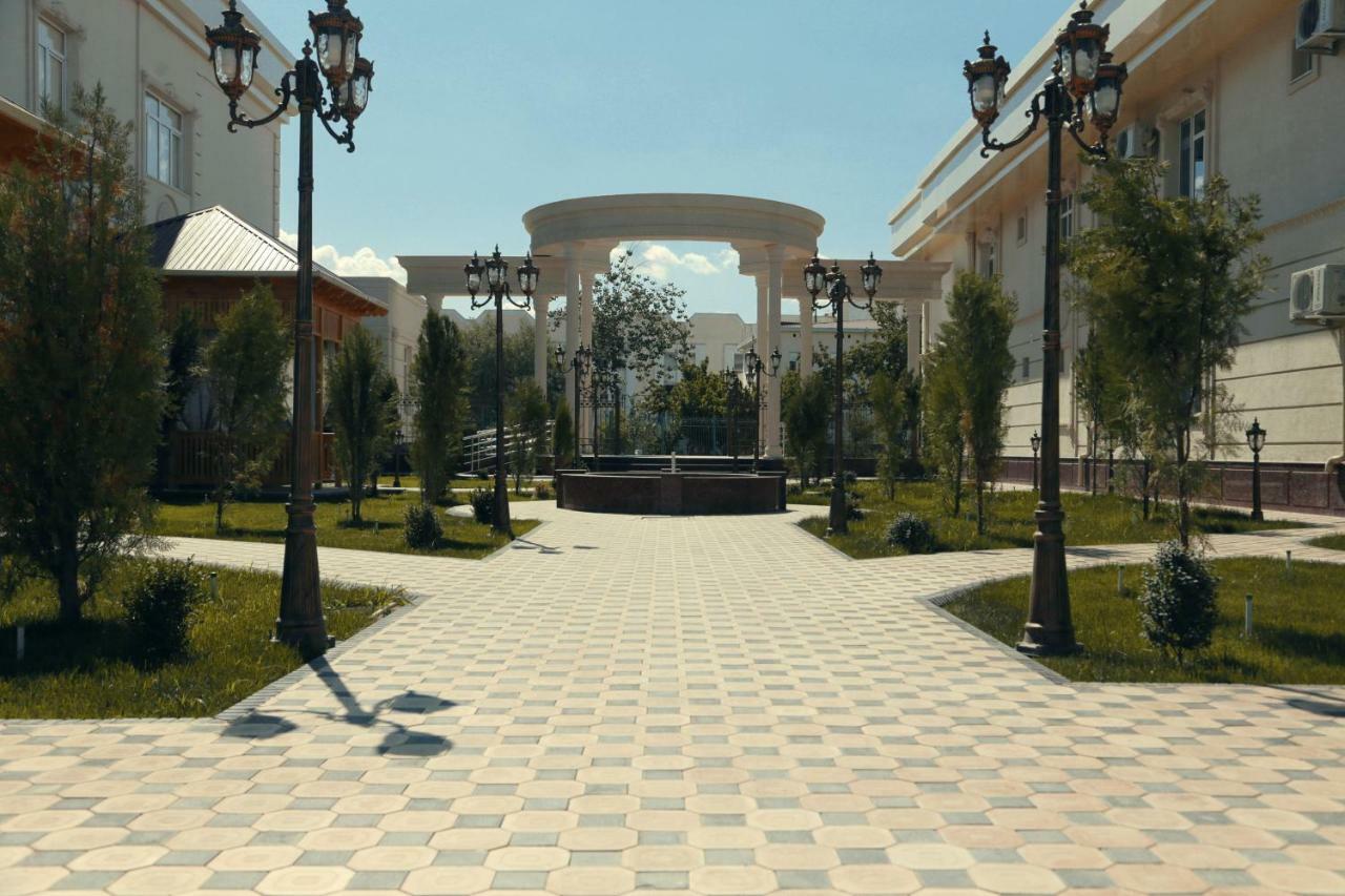 Bravolyuks Hotel جرجانية المظهر الخارجي الصورة