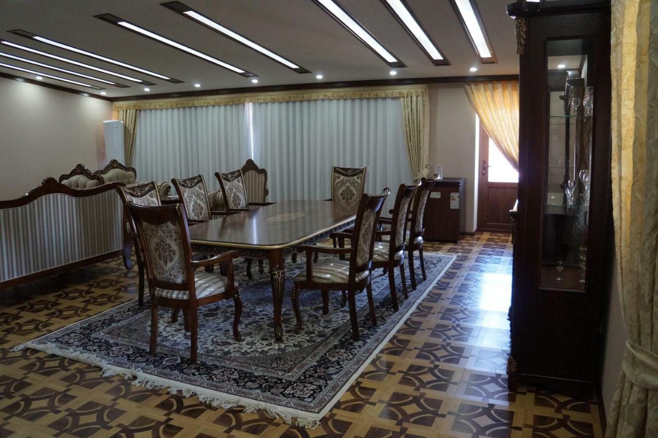 Bravolyuks Hotel جرجانية المظهر الخارجي الصورة