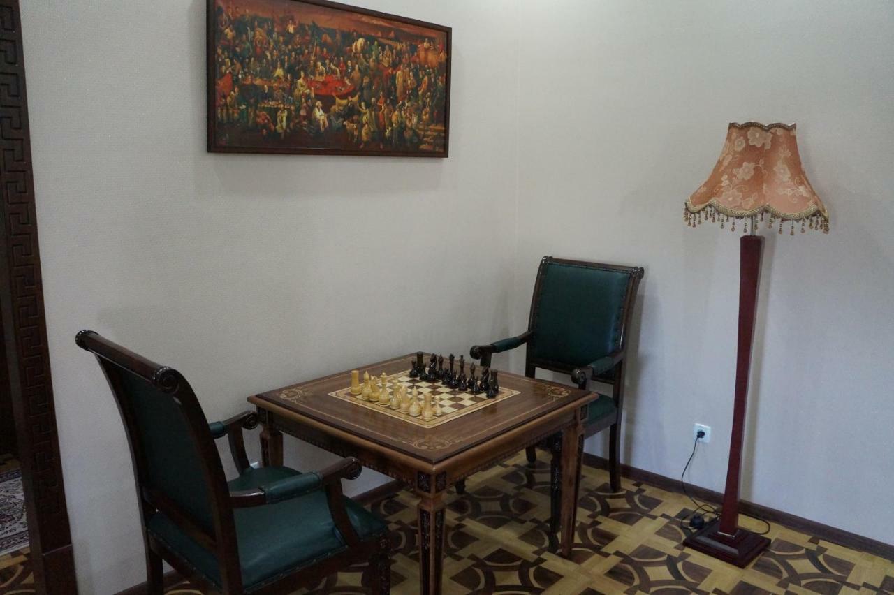 Bravolyuks Hotel جرجانية المظهر الخارجي الصورة